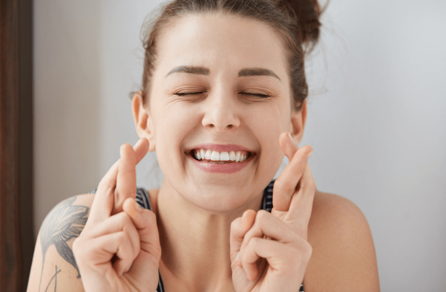 Does Teeth Whitening Damage Teeth-min